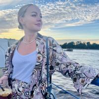 Tanya_suv 