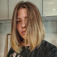 Аня