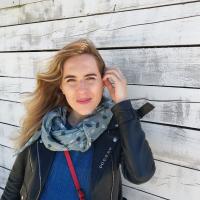 Полина