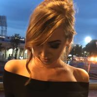 Яна Гундорова 