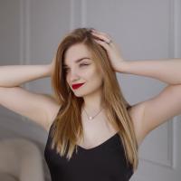 Полина