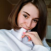 Аня