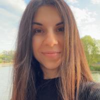 Полина