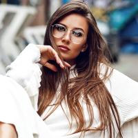 Полина