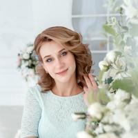 Елена Демидова