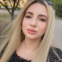 Оля