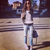 Olesya )