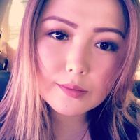 Айым Султанова