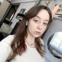 Оля