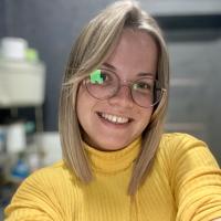 Полина
