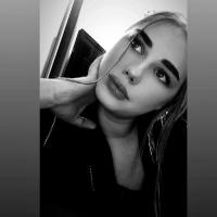 🧜‍♀️🦄E L I  N A F O X 🦄🧜‍♀️