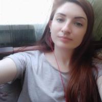 Оля