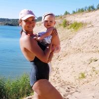 Яна Солнцева