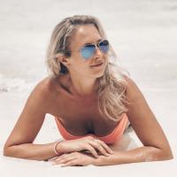 Анна Аполлонова