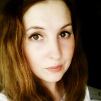 Александра Титова