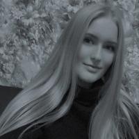 Полина