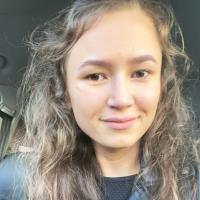 Юля Романова