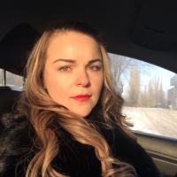 Аня