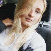 Alona Vi
