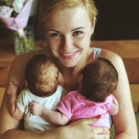 Мама погодок