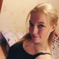 Аня