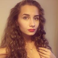 Полина