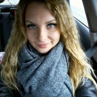  Anna