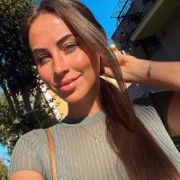 Mаry K.