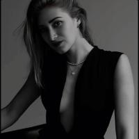 Леся Лесникова 