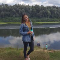 Полина