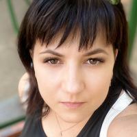 Анна Тихомирова 