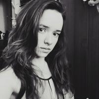 Аня Шелковникова