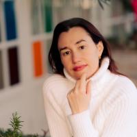 Полина