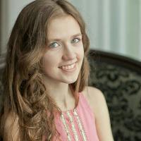 Полина