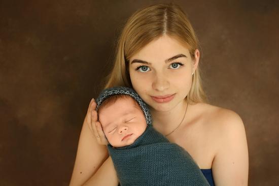 Первые фотографии с мамочкой...