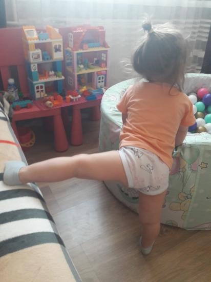 Так танцуют маленькие балеринки😄