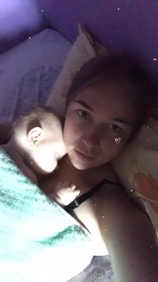 Девочки, после того как малыш покушает