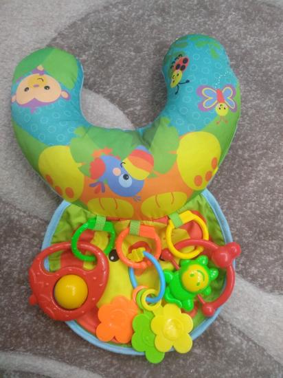 Продам развивающий коврик-подушку.