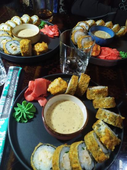 Скучно мне😏 кто чем занят 😋