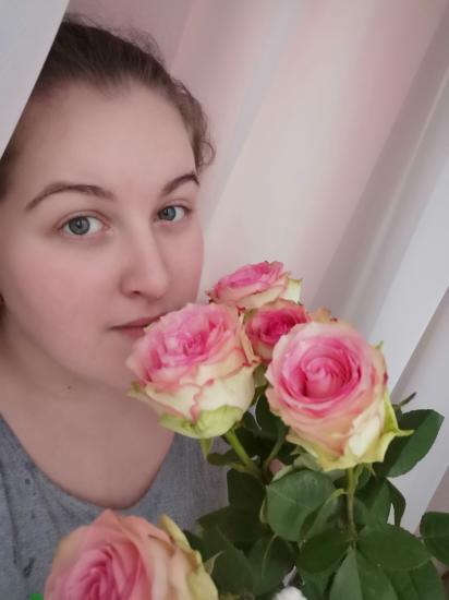 Сегодня не спала всю ночь.. Нервничала...