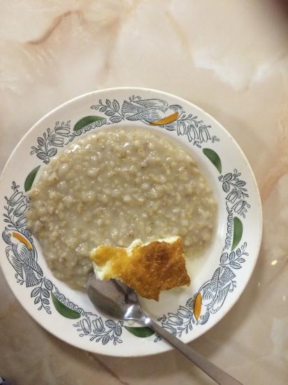 Еда больничная, масло не дают,