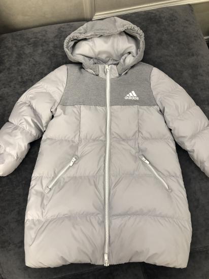 Пуховик на девочку adidas. Размер
