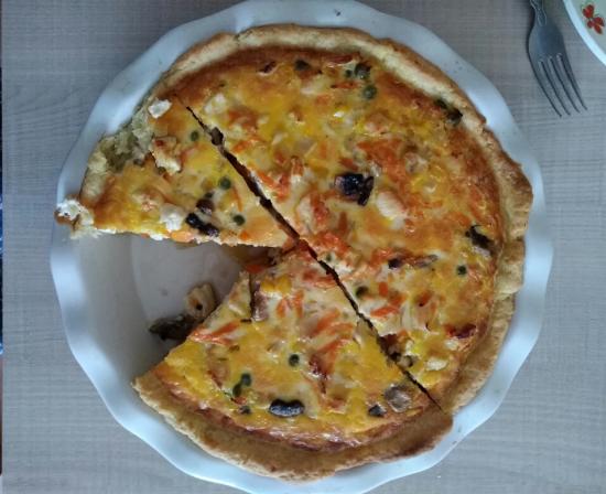 Пирог на картофельном тесте с курицей