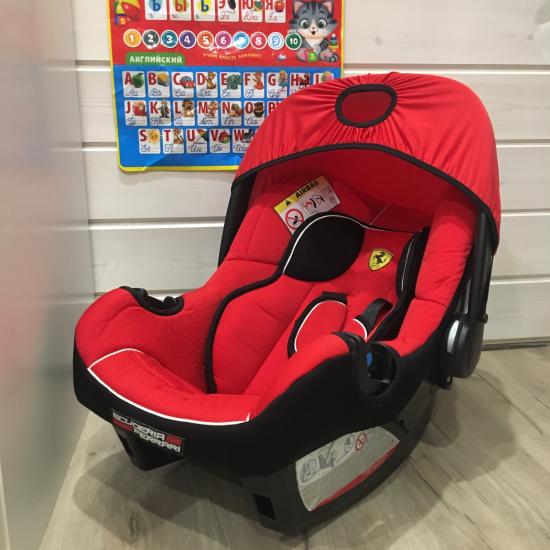 Продаём автолюльку Ferrari в отличном