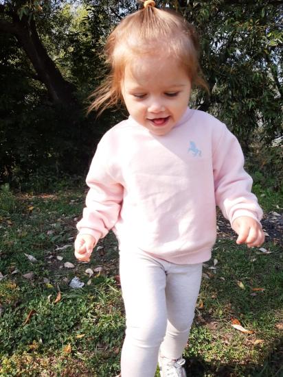 Уже больше недели не выходим из