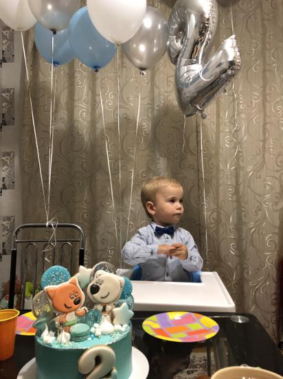 Именинник)))