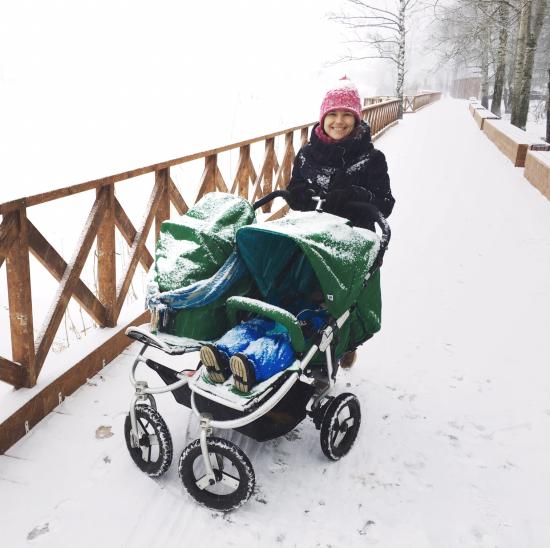 Коляска для погодок. Bumbleride