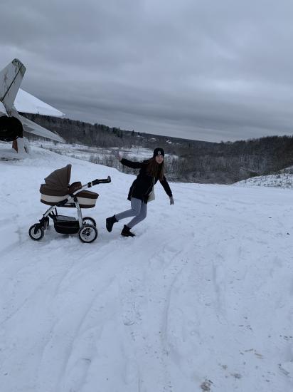 Уехали с дочкой в деревню (без
