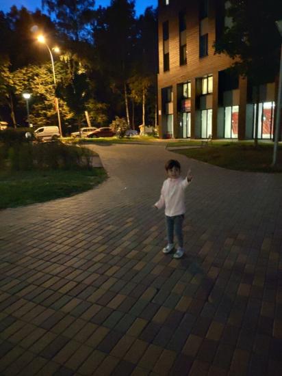Алена сегодня первый раз в жизни