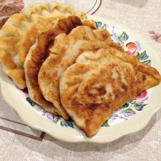 Чебуреки с заварным тестом😋 Пальчики